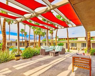 Lido Palms Resort & Spa - Desert Hot Springs
