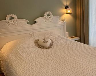 La maison Virginie log 1 à 2 pers charmant hyper centre parking linge wifi proximité lac canal piscine - 蒙塔日 - 臥室