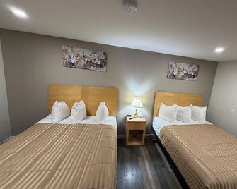 Perth Plaza Motel - Perth