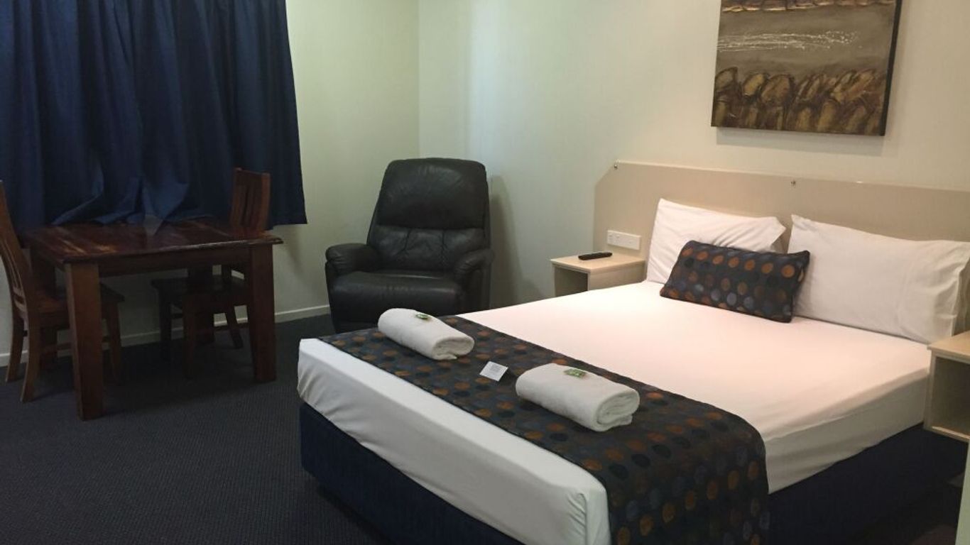 بلوواتر هاربور موتل