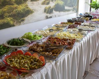 Hamle Hotel - Akyaka - Buffet