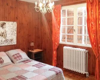 Maison De 3 Chambres Avec Jardin Amenage - Le Chambon-sur-Lignon - Chambre