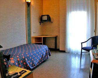 Hotel Palladio - Farra di Soligo - Спальня