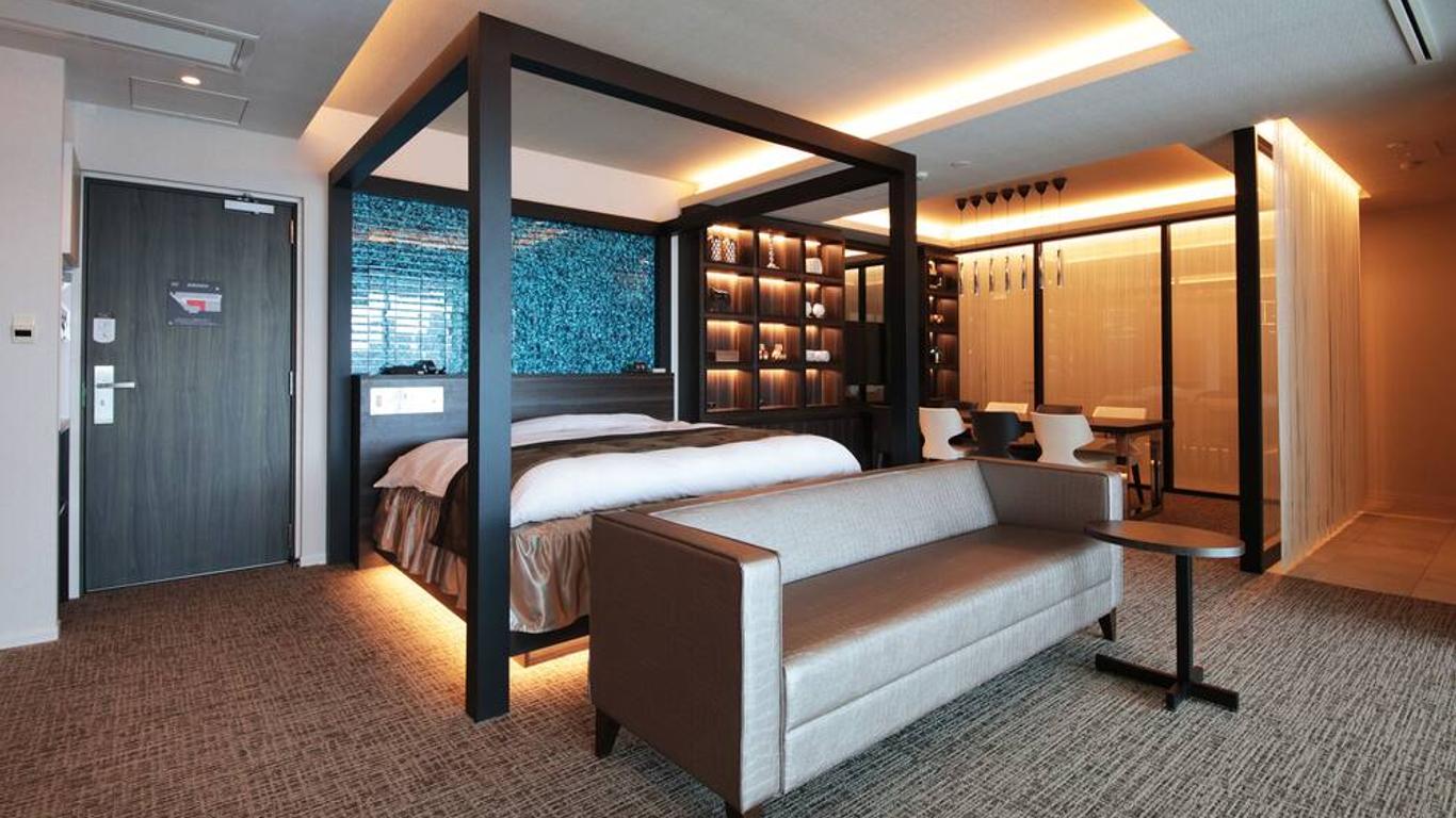 โรงแรมเอ็น