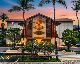 DoubleTree by Hilton Phuket Banthai Resort (SHA Plus+) - Patong - Building