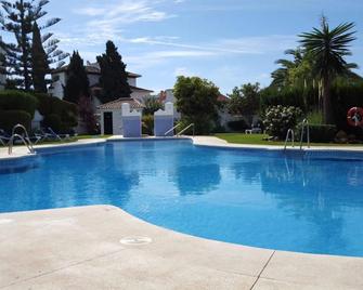 Resort Medina del Zoco - La Cala de Mijas - Pool