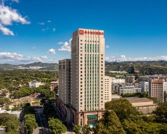 Hilton Garden Inn Chengde Mountain Resort - Chengde - Building