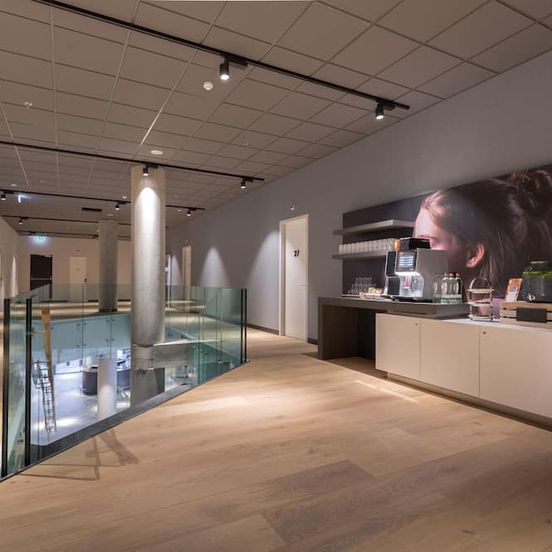 Postillion Hotel Amsterdam image 1
