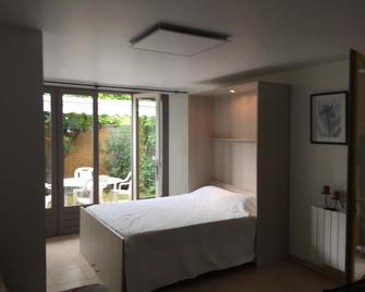 Studio Pied Dans L Eau - La Londe-les-Maures - Schlafzimmer