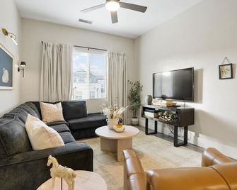 Incredible Golden Location Close to Red Rocks and School of Mines - Golden - Living room