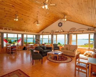 Brier Island Lodge - Westport - Lounge
