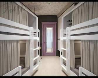 Central Hostel - Carcóvia - Corredor