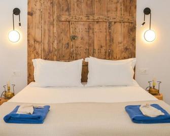 Dream on Adamas Milos - Adamantas - Bedroom