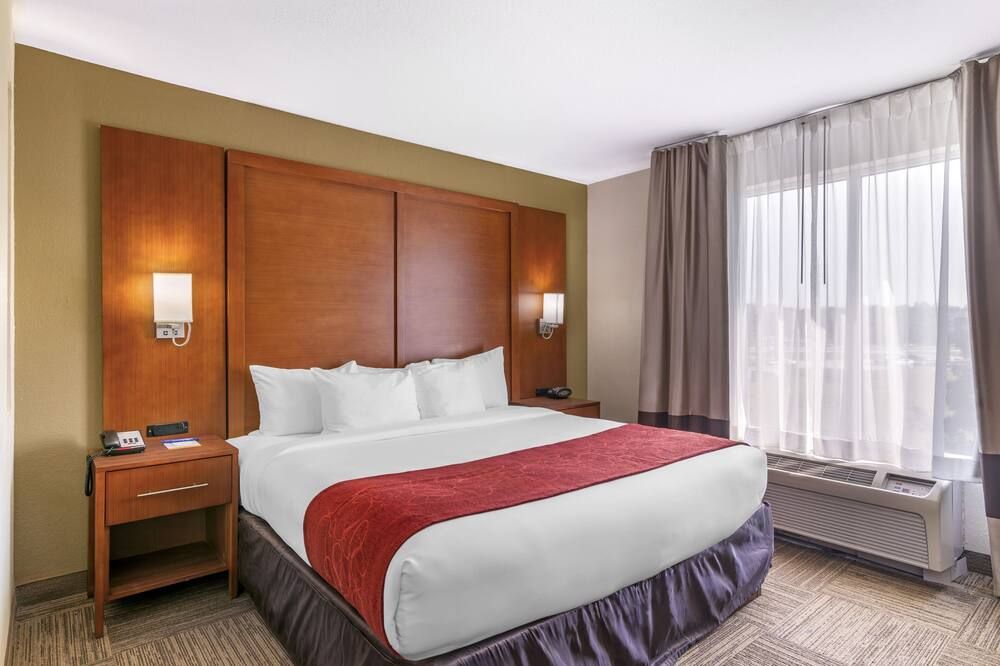 Comfort Suites Brunswick - ברנסוויק - חדר שינה