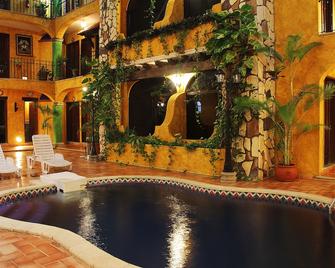 Hotel Hacienda del Caribe - פלאיה דל כרמן - בריכה