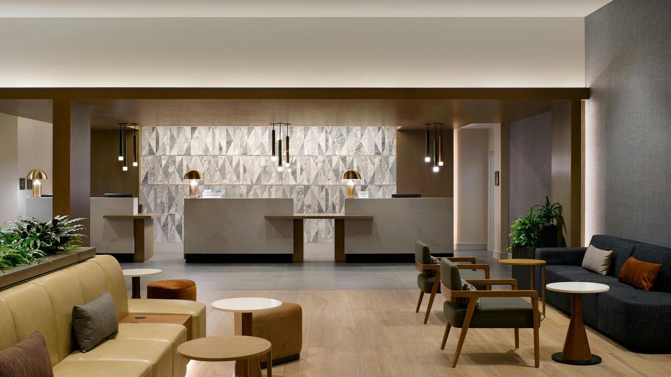 فندق يراتون بارك في منتجع أنهايم