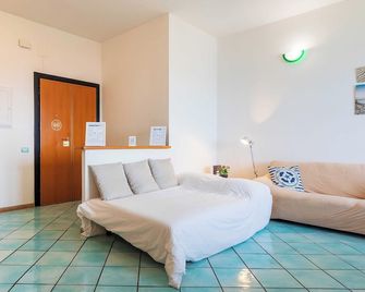 Casa Elan Salerno - Salerno - Living room