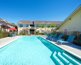 TownePlace Suites by Marriott Seattle Everett/Mukilteo - Mukilteo - Pool