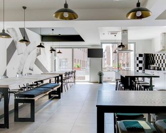Yellowsquare Athens - Atenas