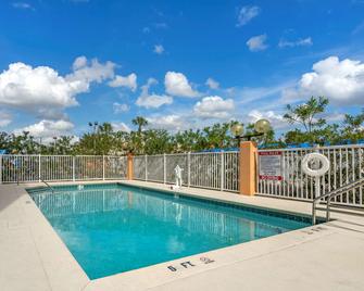 Comfort Inn Kissimmee-Lake Buena Vista South - Kissimmee - Pool