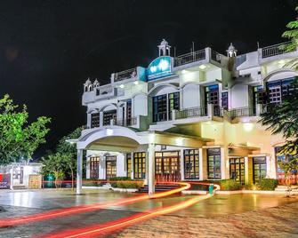 Gulmohar Sariska Resort - Shahpura (Jaipur) - Edificio