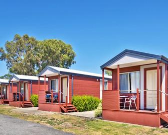 Albany Holiday Park - Albany - Building