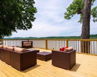 Family/Pet-Friendly Riverside Home w/Amazing Views - Prospect - Balcony