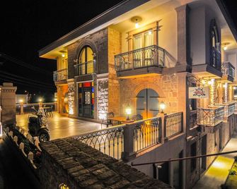 Cunda Rota Hotel - אייבאליק - בניין