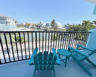 Bay Inn at the Lani Kai - Fort Myers Beach - Varanda