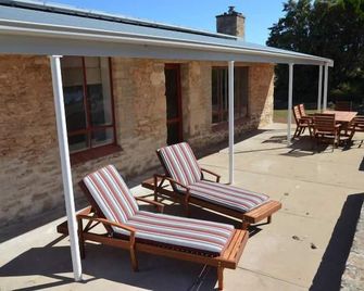 Ratcliff Cottage - American River - Patio