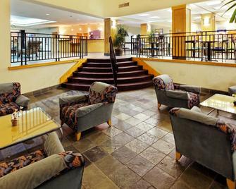 Holiday Inn Express & Suites San Antonio Rivercenter Area - San Antonio - Lounge