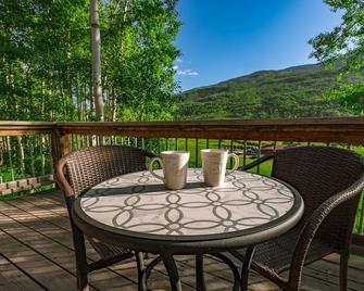 Unique Timber Frame Mountain Home - outdoor enthusiasts dream! - Carbondale - Balcony