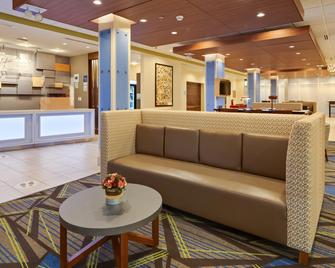 Holiday Inn Express & Suites Latta, An IHG Hotel - Latta - Lobby