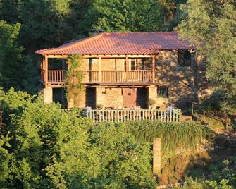 Traditional stone house with pool in central Portugal - Casal de São João - Edificio