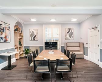 Regent Hotel - קיימברידג' - חדר אוכל