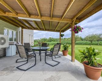 Luxury / Beautiful house in 100 acre (beautifully kept and maintained) - Halton Hills - Patio