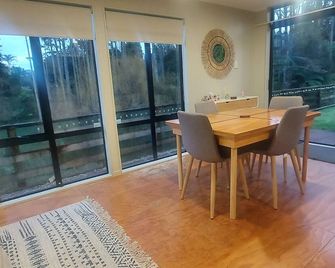 Rural Living Close to the City - Tauranga - Salle à manger