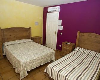 Hostal Velarde - Talavera de la Reina - Habitación