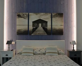 Beatrice Home - Pompei - Bedroom