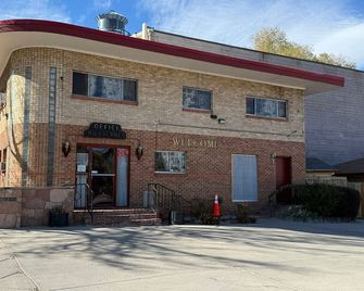 Springs Inn - Colorado Springs - Edificio