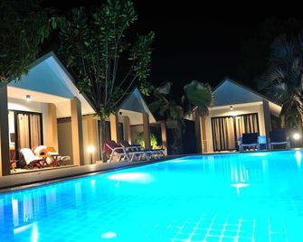 Light Khao Lak Resort - Takua Pa - Pool