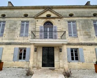 Villa Bacchus - Bourg - Edificio