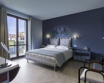 Draisina Bike Apartments Due - Oleggio Castello - Schlafzimmer