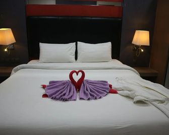 The Centro Hotel & Residence By Orchardz - Batam