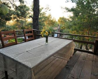Kayserkaya Cottages - Selçuk - Balcony