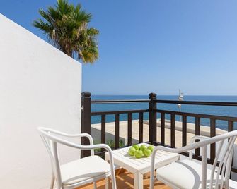 Casa Maesa - Playa Honda - Balcón
