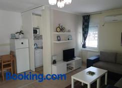 Apartment Alex - Plitvicka Jezera - Sala de estar