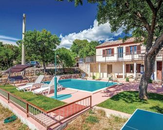 Amazing home in Jablanac - Jablanac - Pool