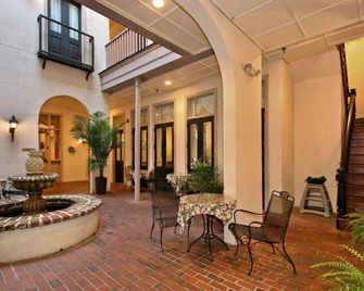 Kings Courtyard Inn - צ'רלסטון - פטיו