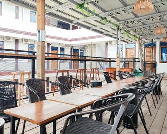 Urbanview Hotel Syariah @ Waskita Residence Telanaipura - Jambi - Ingresso